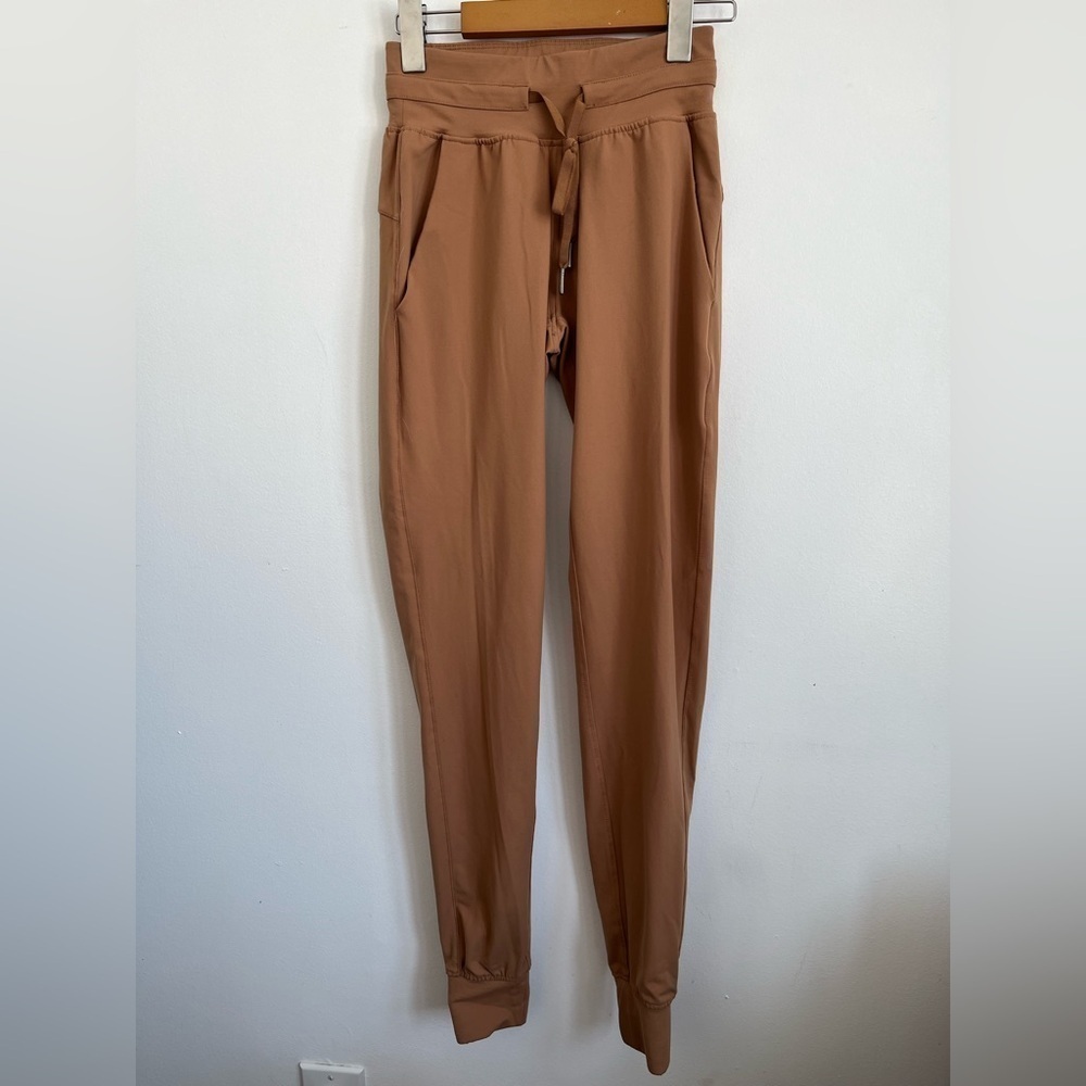 Zyia Active Camel Tan Pocket Drawstring Joggers Sweatpant - XS